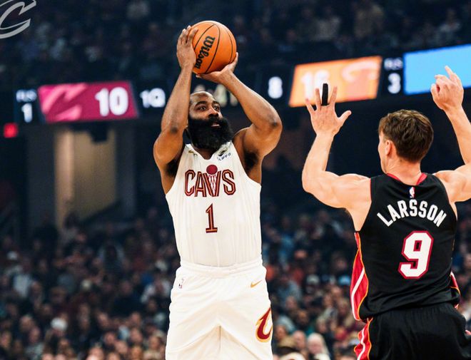 热火大胜骑士终结五连败 骑士四连胜终结遭遇惨