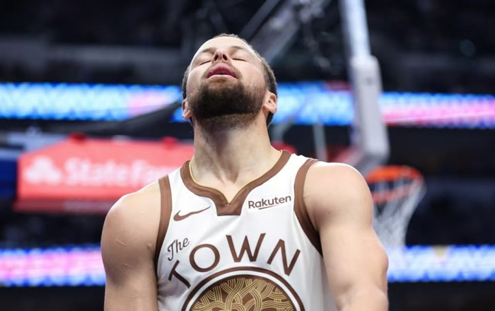 热火全力追逐字母哥 勇士瞄准詹姆斯伦纳德 科尔